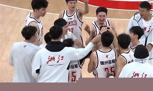 cba联赛八一对广东-cba广东vs八一冲突